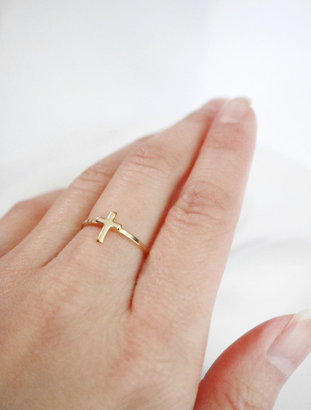 Crucifix 14ky gold ring — Vintage Jewelers & Gifts, LLC.